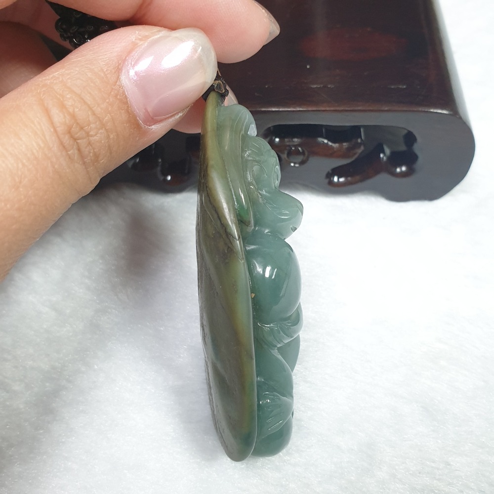逸品軒~天然緬甸玉A貨-Z6750-帶皮猴抱桃墜子 長60.2mm寬33.4mm厚17.2mm 💰售價2200元-細節圖3