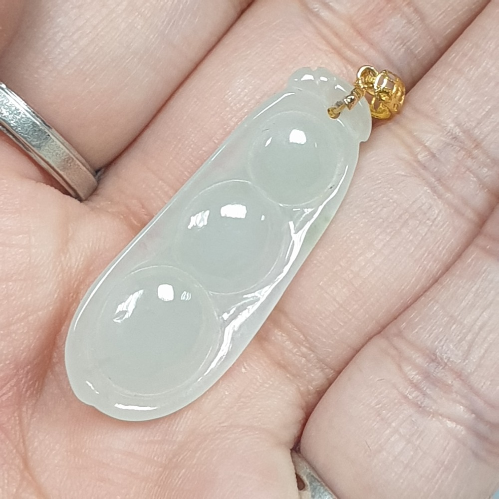 逸品軒～天然緬甸玉A貨-R2587-18K金冰細糯福豆墜子長33.4mm寬12.8mm厚6.4mm-細節圖5