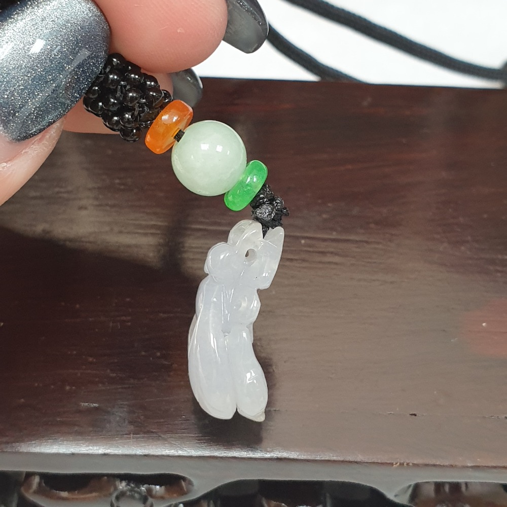 逸品軒～天然緬甸玉A貨-Z6893-冰糯紫羅蘭蒼蠅(常贏)墜子 長20.5mm寬14.5mm厚8.6mm 售價2680元-細節圖3