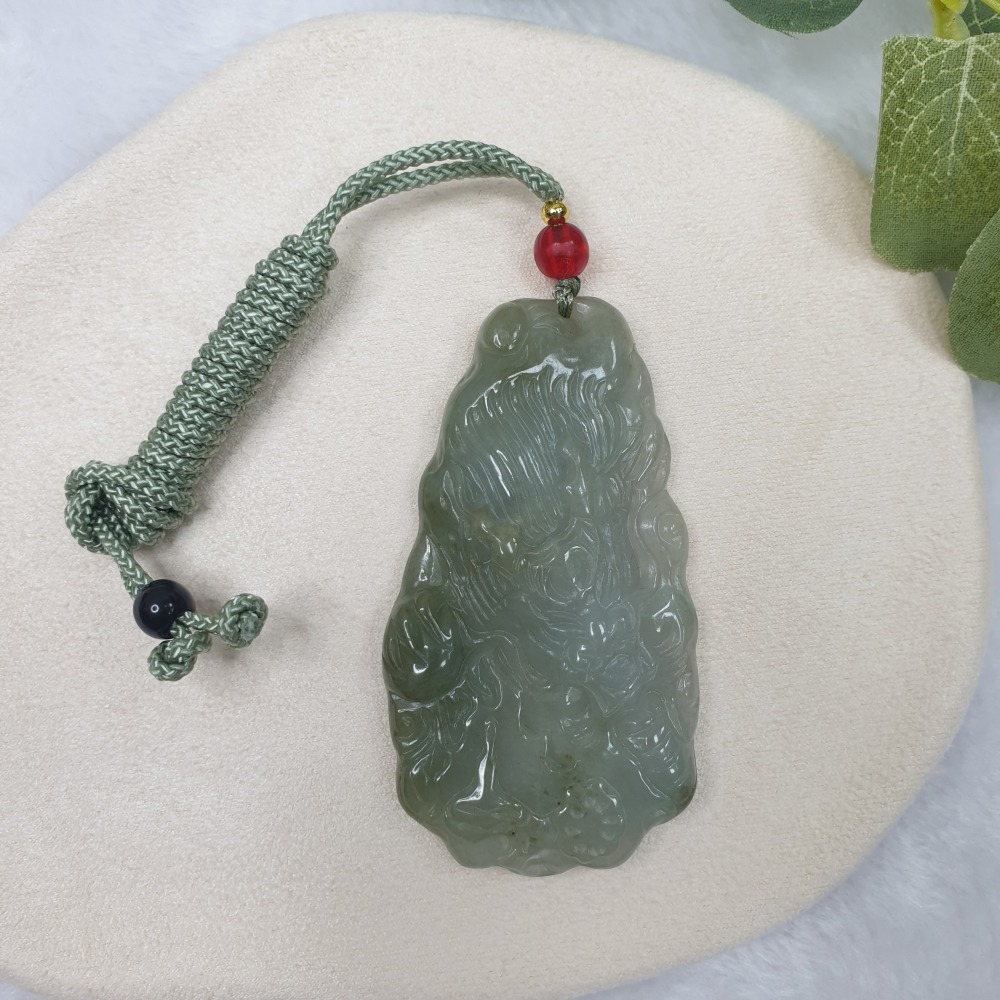 逸品軒～天然緬甸玉A貨-Z6985-冰糯龍牌墜子 長61.4mm寬32.9mm厚7.7mm-細節圖2