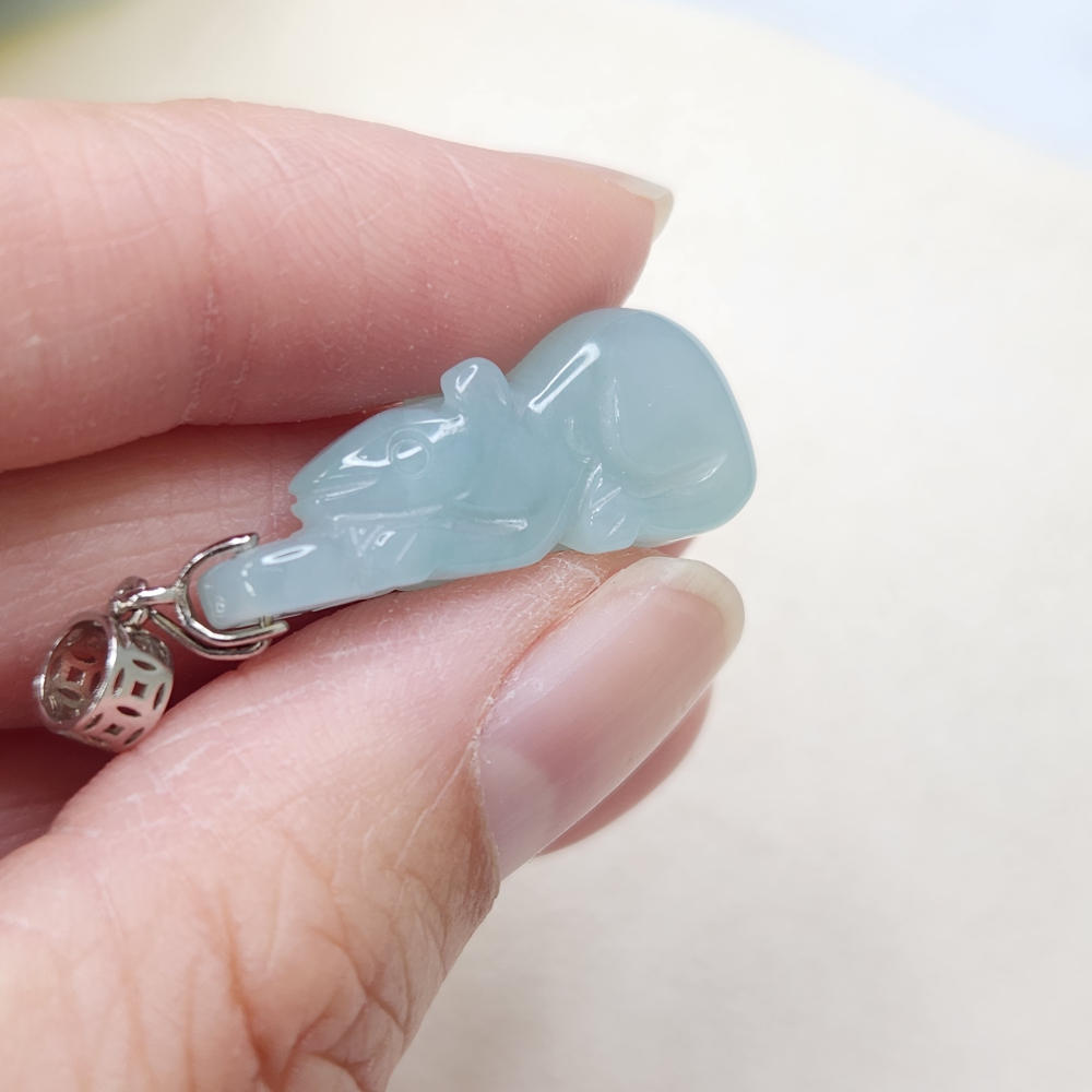 逸品軒～天然緬甸玉A貨-Z7012-細糯藍綠錢鼠墜子長26.7mm寬10.8mm厚6.9mm-細節圖4