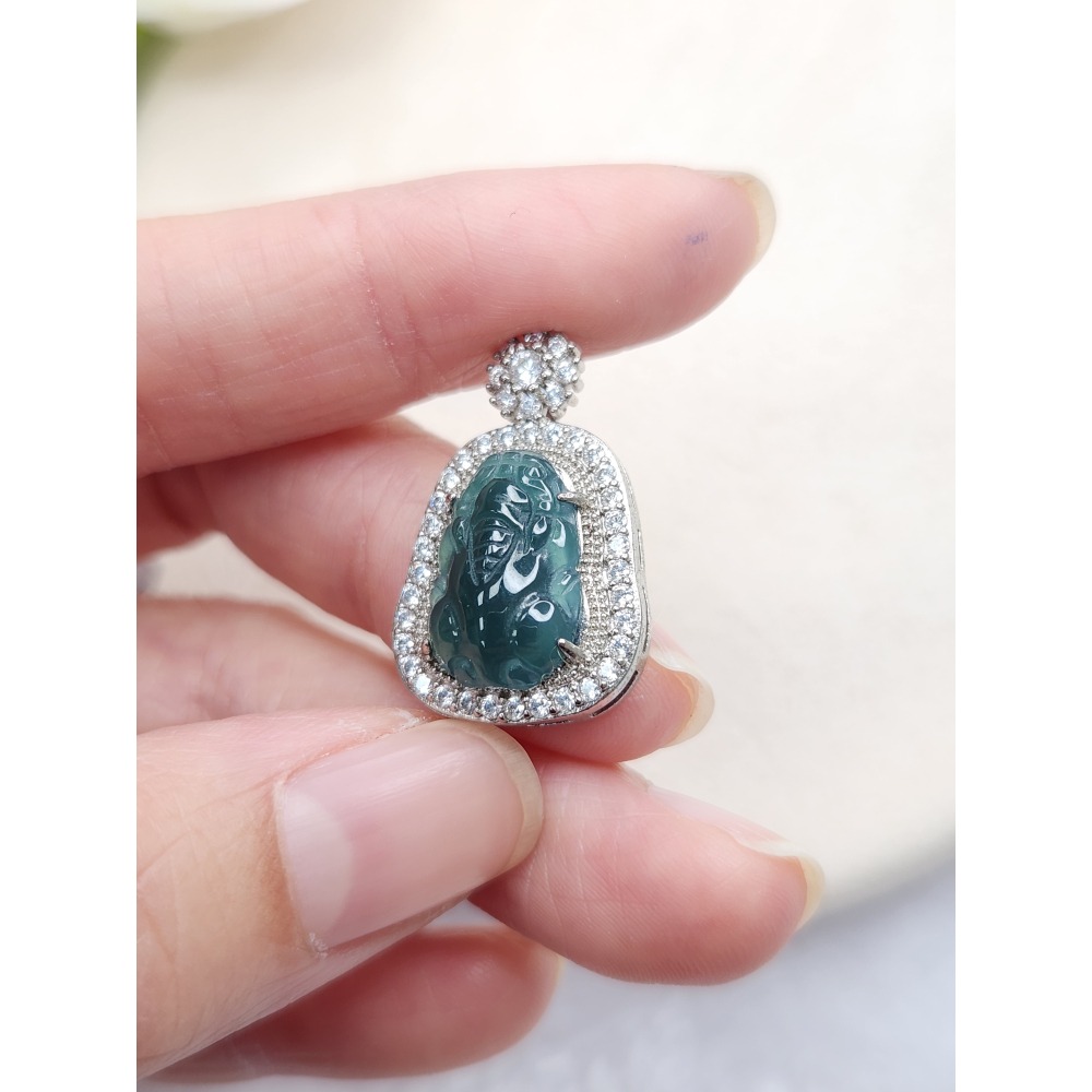 逸品軒～天然翡翠玉A貨-Z7027-瓜料貔貅墜子925銀台有封底長28.3mm寬10.1mm厚11.2mm-細節圖5