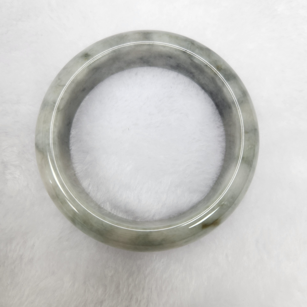 逸品軒～天然緬甸玉A貨-B1587-烏雞寬版玉鐲  寬17.8mm厚8.8mm內徑57mm約18.1圍無紋無摳-細節圖7