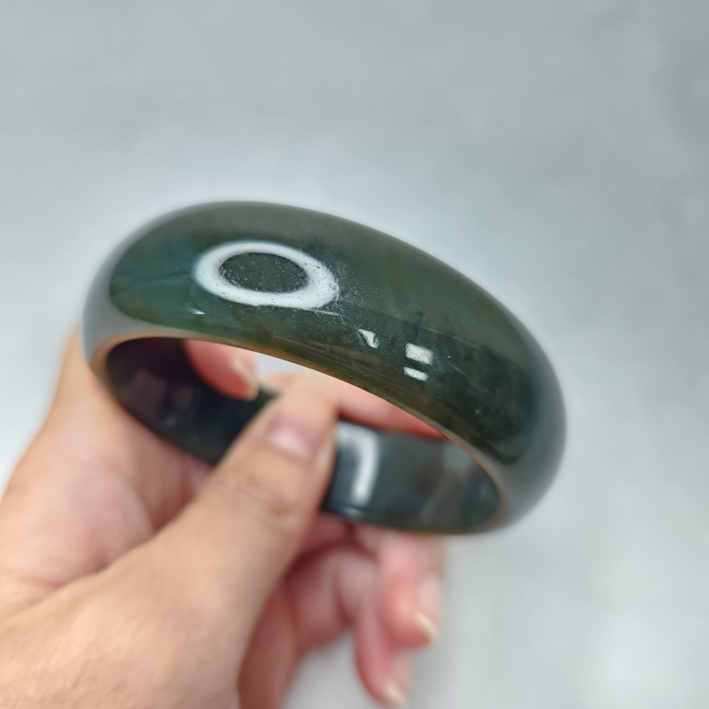 逸逸品軒～天然和田玉鐲-B1649  寬19.1mm厚7mm內徑59.8mm約19圍 無紋無摳-細節圖4