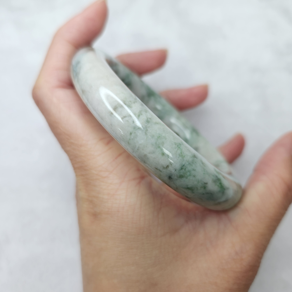 逸品軒～天然緬甸玉A貨-B1679-花青圓骨鐲  寬12.6mm內徑57.5mm約18.5圍  • 無紋無摳-細節圖4