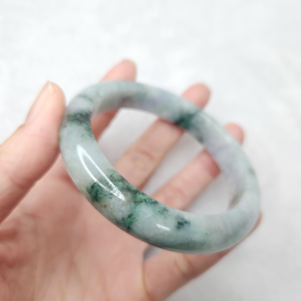 逸品軒～天然緬甸玉A貨-B1675-紫底帶飄花玉鐲  寬11.7mm厚8.4mm內徑57.5mm約18.3圍-細節圖2