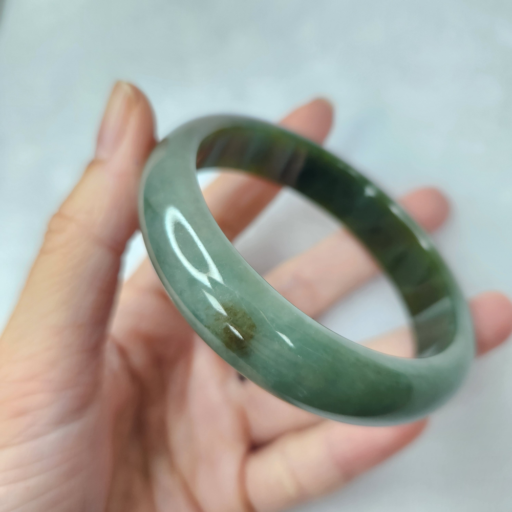 逸品軒～天然緬甸玉A貨-B1677-油青玉鐲  寬14.2mm厚7.3mm內徑58.5mm約18.6圍  •無紋無摳-細節圖7