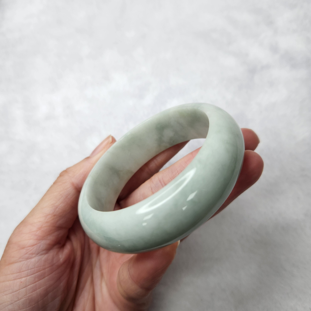 逸品軒～天然緬甸玉A貨-B1682-細糯寬版玉鐲  寬17.4mm厚7.9mm內徑53.5mm約17圍  •有紋無摳-細節圖4