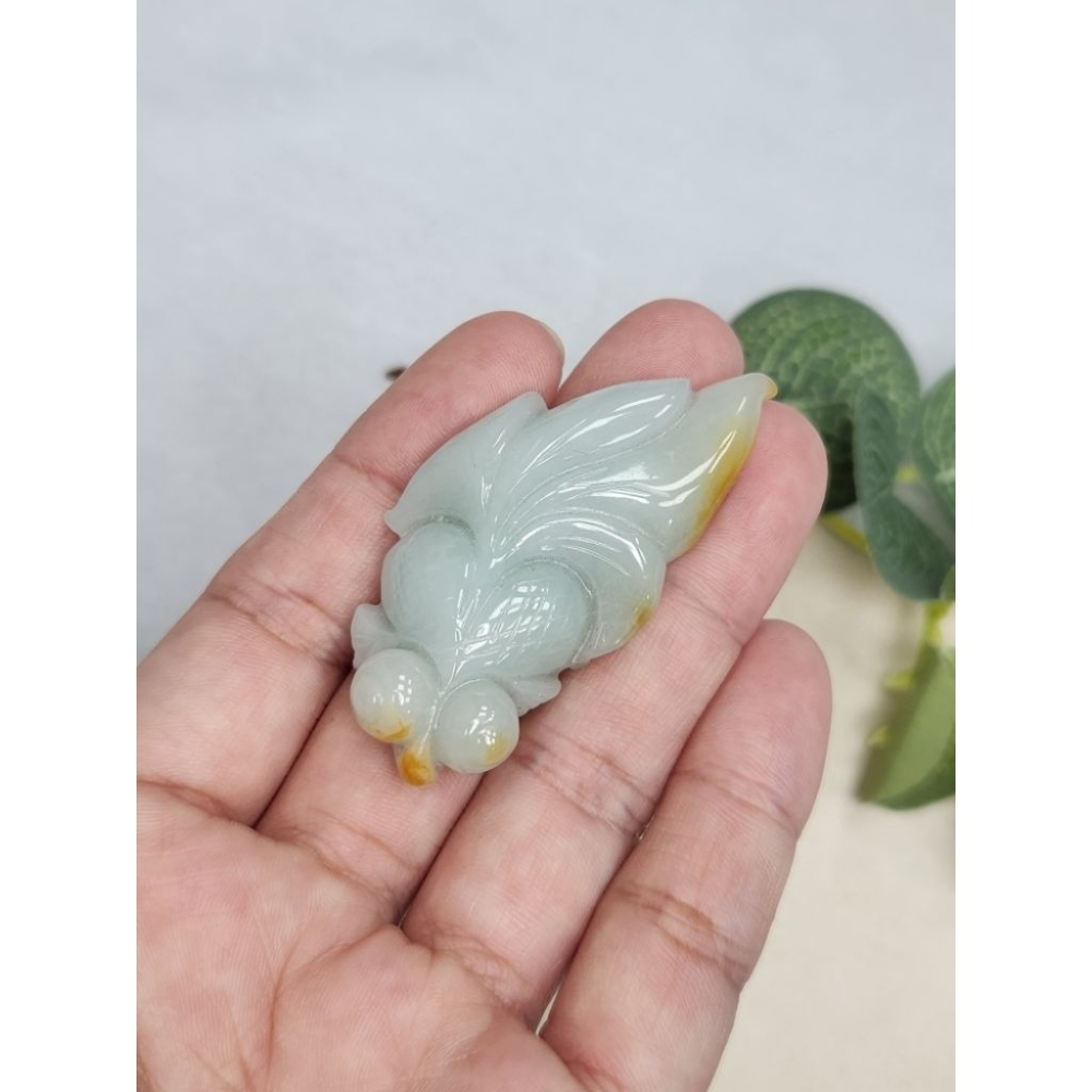 逸品軒～天然翡翠A貨-Z7103-細糯蜜糖金魚墜子✅️長約51.6mm寬約26.2mm厚約10.3mm-細節圖5