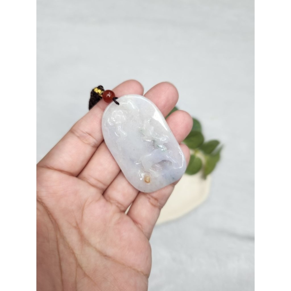 逸品軒～天然翡翠A貨-Z7104-細糯飄紫灑金梅花鹿牌墜子✅️長約49.3mm寬約31.6mm厚約6.3mm-細節圖5