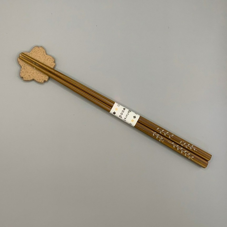 日本製美濃燒陶瓷櫻花筷架 咖啡色-細節圖3