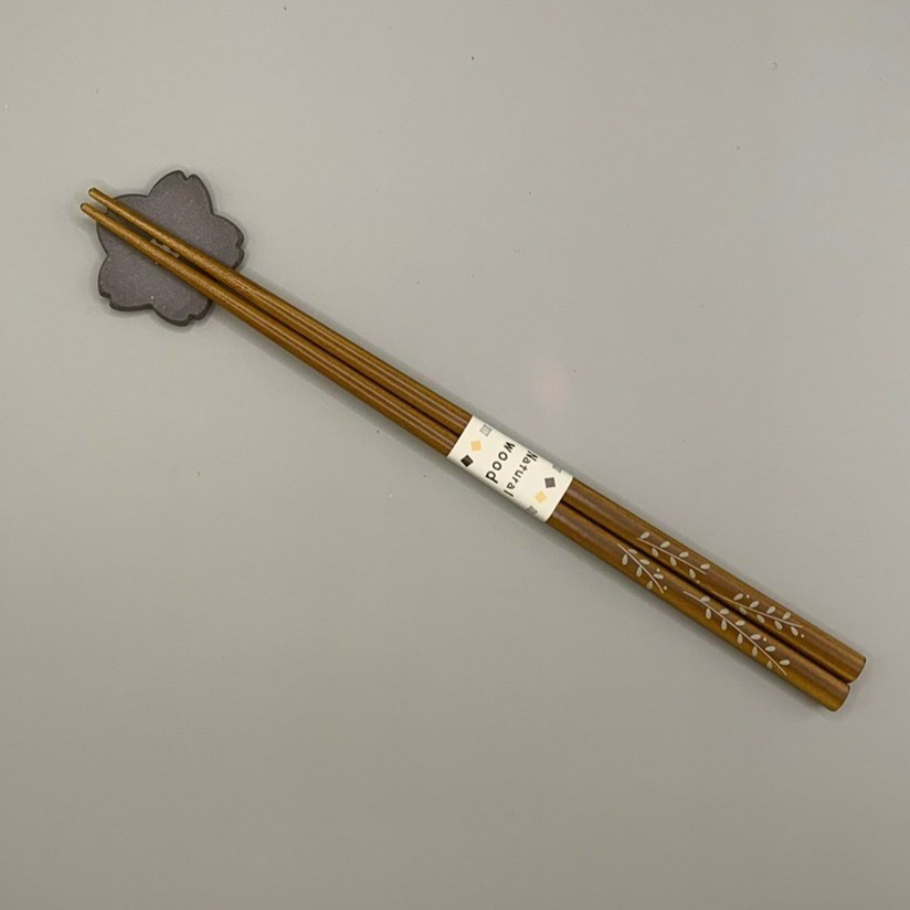 日本製美濃燒陶瓷櫻花筷架 咖啡色-細節圖4