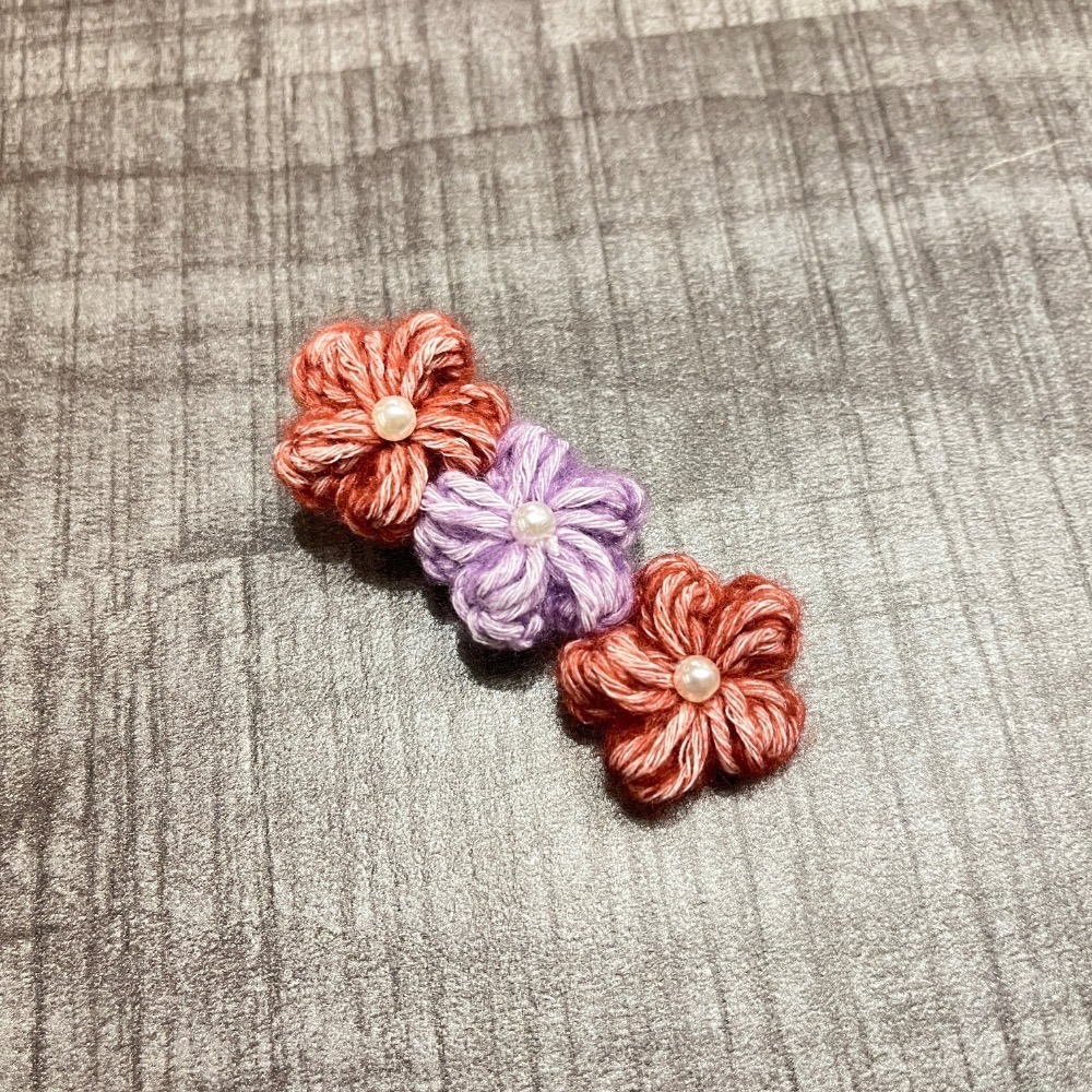 Jenny′s good life手作毛線針織三顆珍珠泡芙小花髮夾/髮飾-規格圖8
