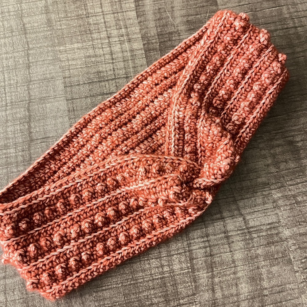 Jenny’s good life 手作毛線豆豆扭結寬版髮帶-細節圖3