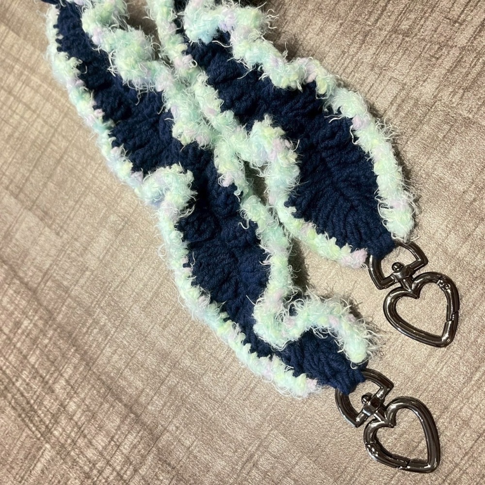 Jenny’s good life 手作毛線波浪捲捲寬版手機掛繩 手機背帶-細節圖4