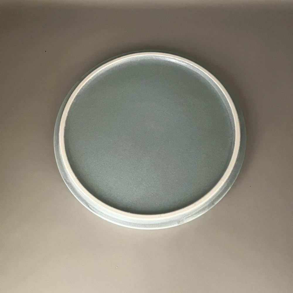 日本製簡約藍灰色陶瓷盤 圓盤 盤子 點心盤 甜點盤 16.4公分-細節圖5