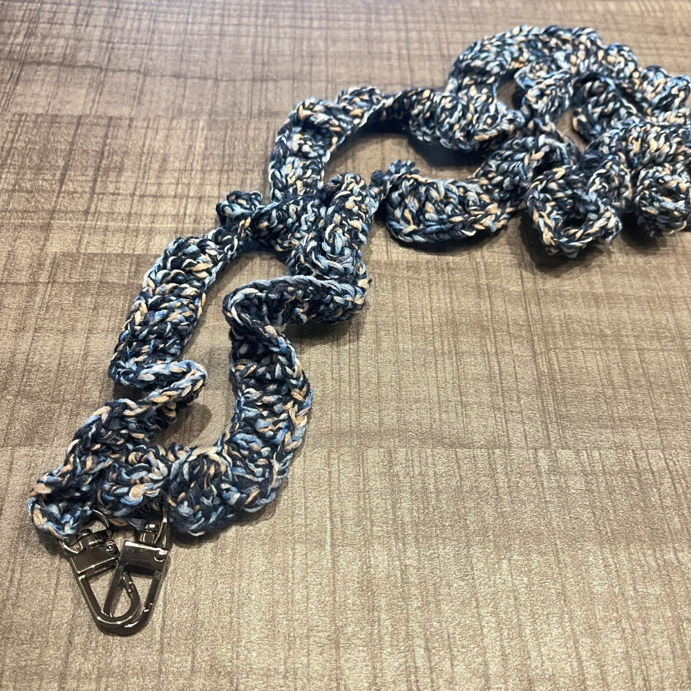 Jenny’s good life 手作毛線捲捲波浪裙邊手機背帶 手機繩 手機掛繩-細節圖10