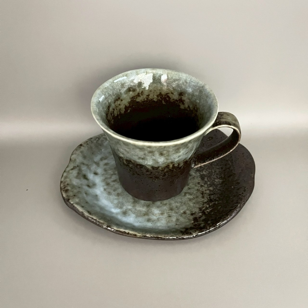 日本製美濃燒綠色咖啡色茶杯盤組 咖啡杯盤組 陶瓷杯盤 杯子 點心盤-細節圖2