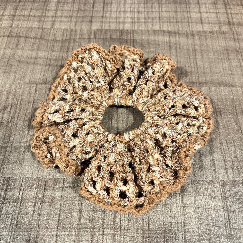 Jenny’s good life 手作毛線鏤空格子花邊寬版大腸圈 髮圈-細節圖3