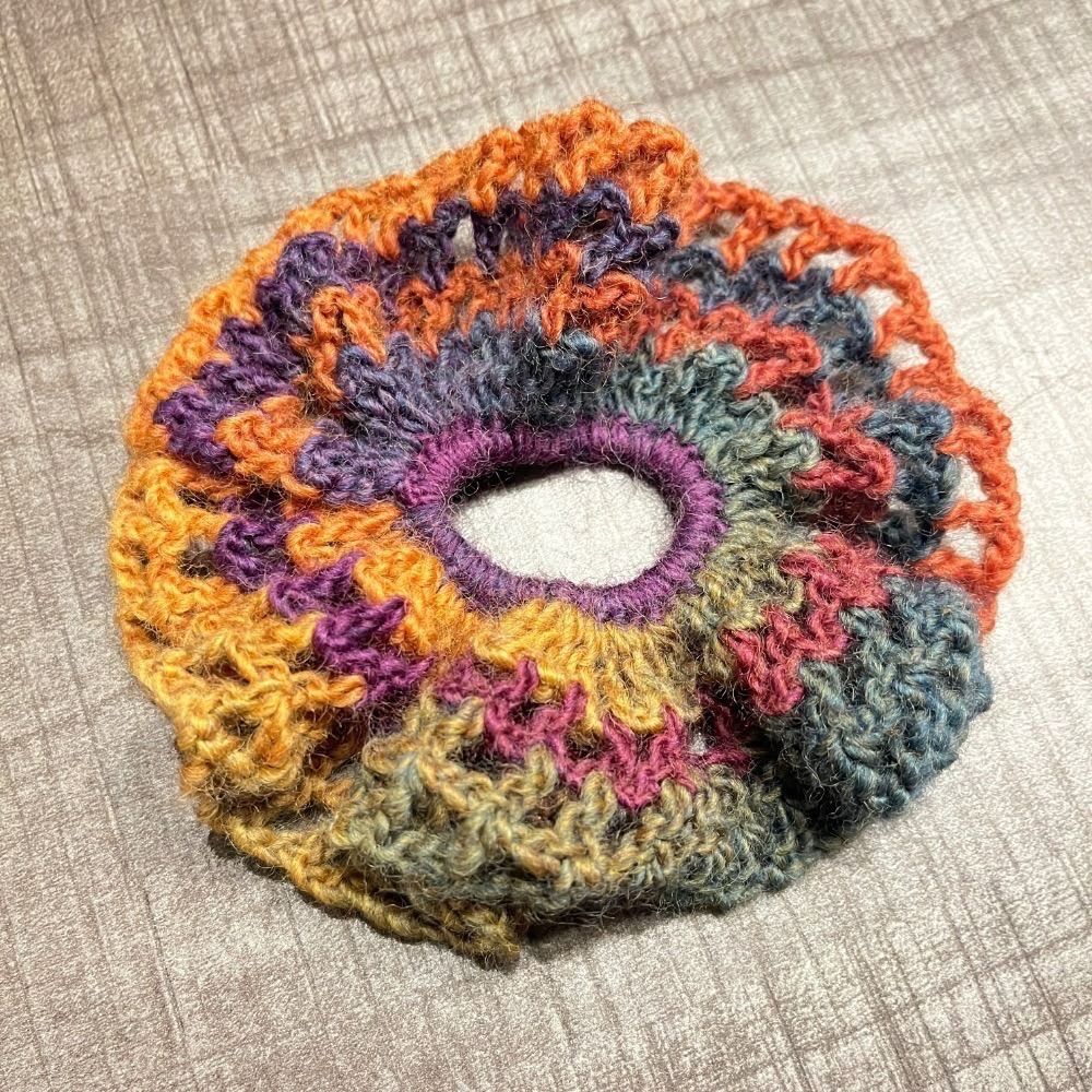 Jenny’s good life 手作毛線鏤空格子花邊寬版大腸圈 髮圈-規格圖7