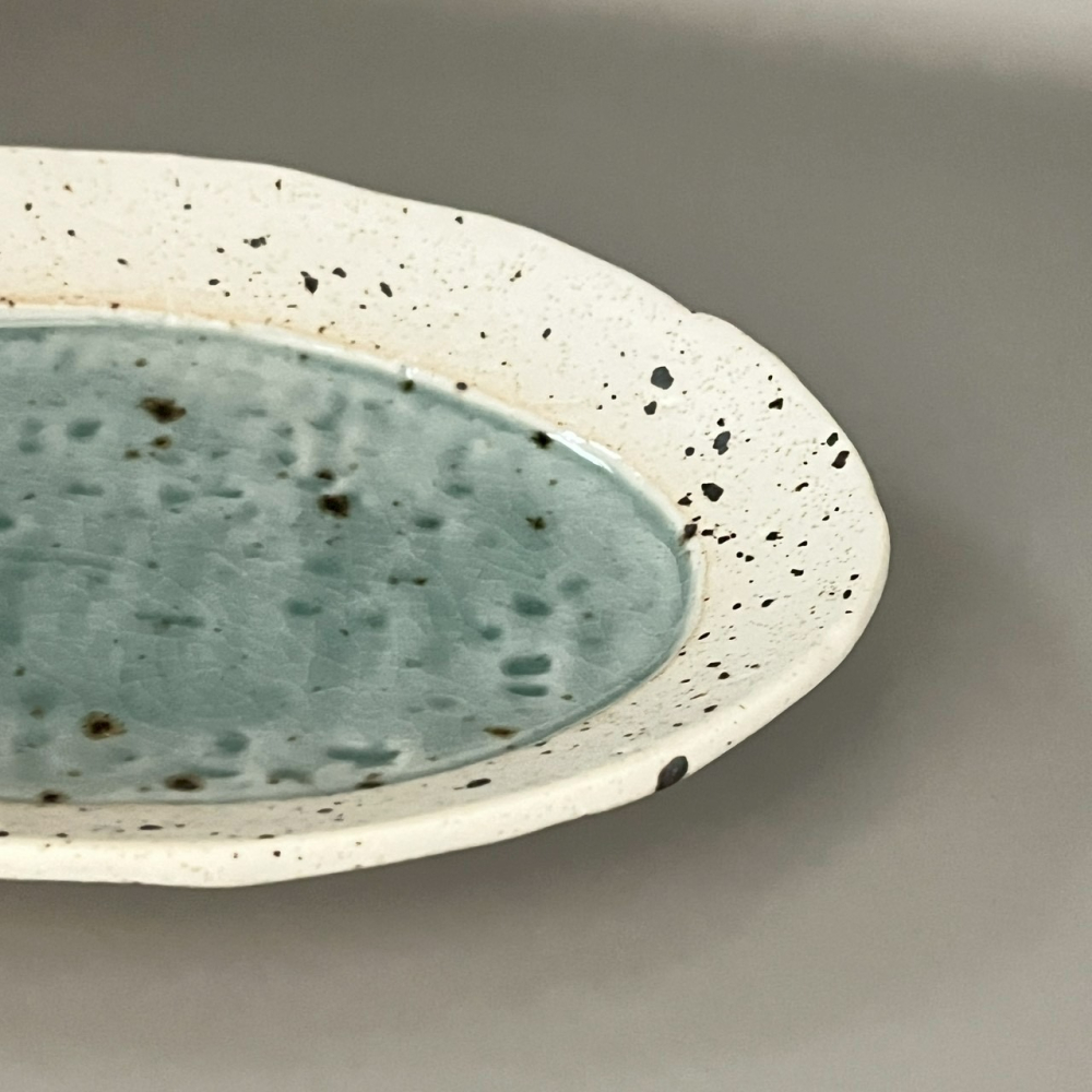 日本製美濃燒湖水藍不規則橢圓盤 陶瓷盤 餐盤 長丸皿 小盤子 小碟子-細節圖3