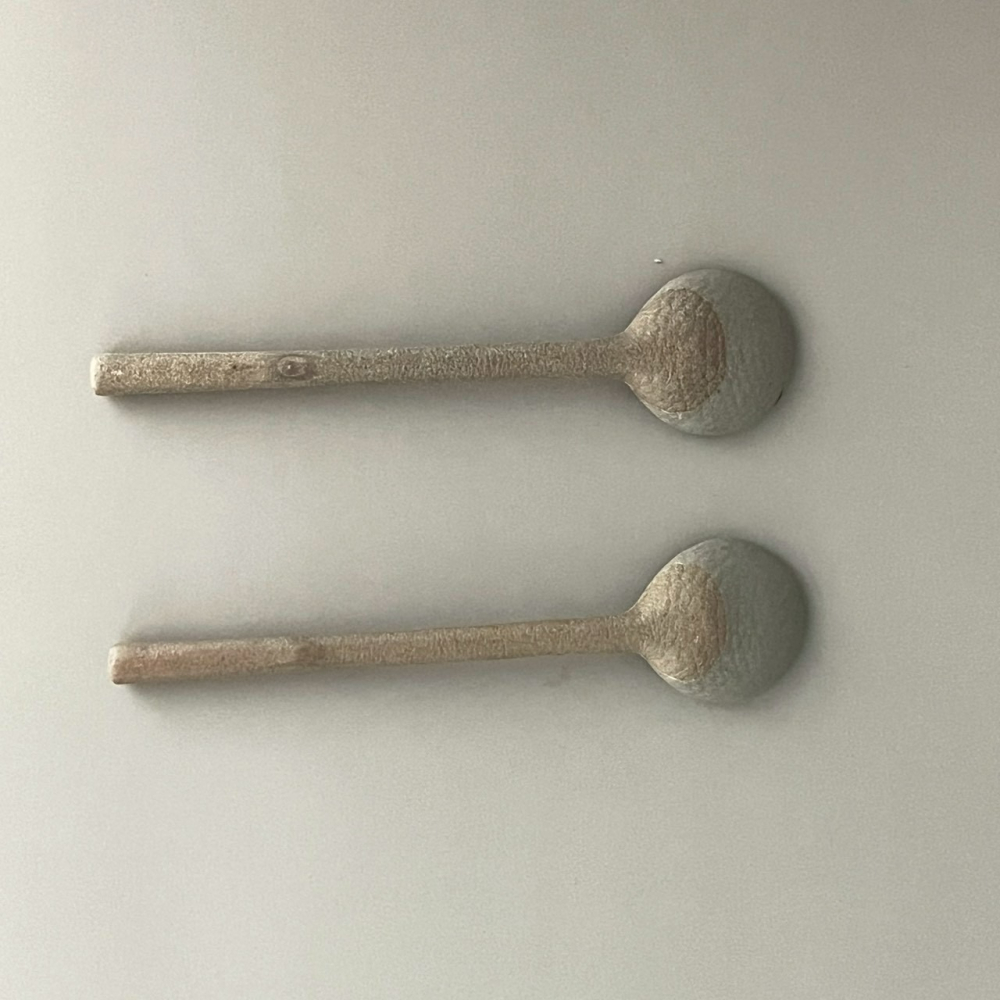 日本製文山窯美濃燒白色小花陶瓷攪拌湯匙 攪拌棒 攪拌匙-細節圖2