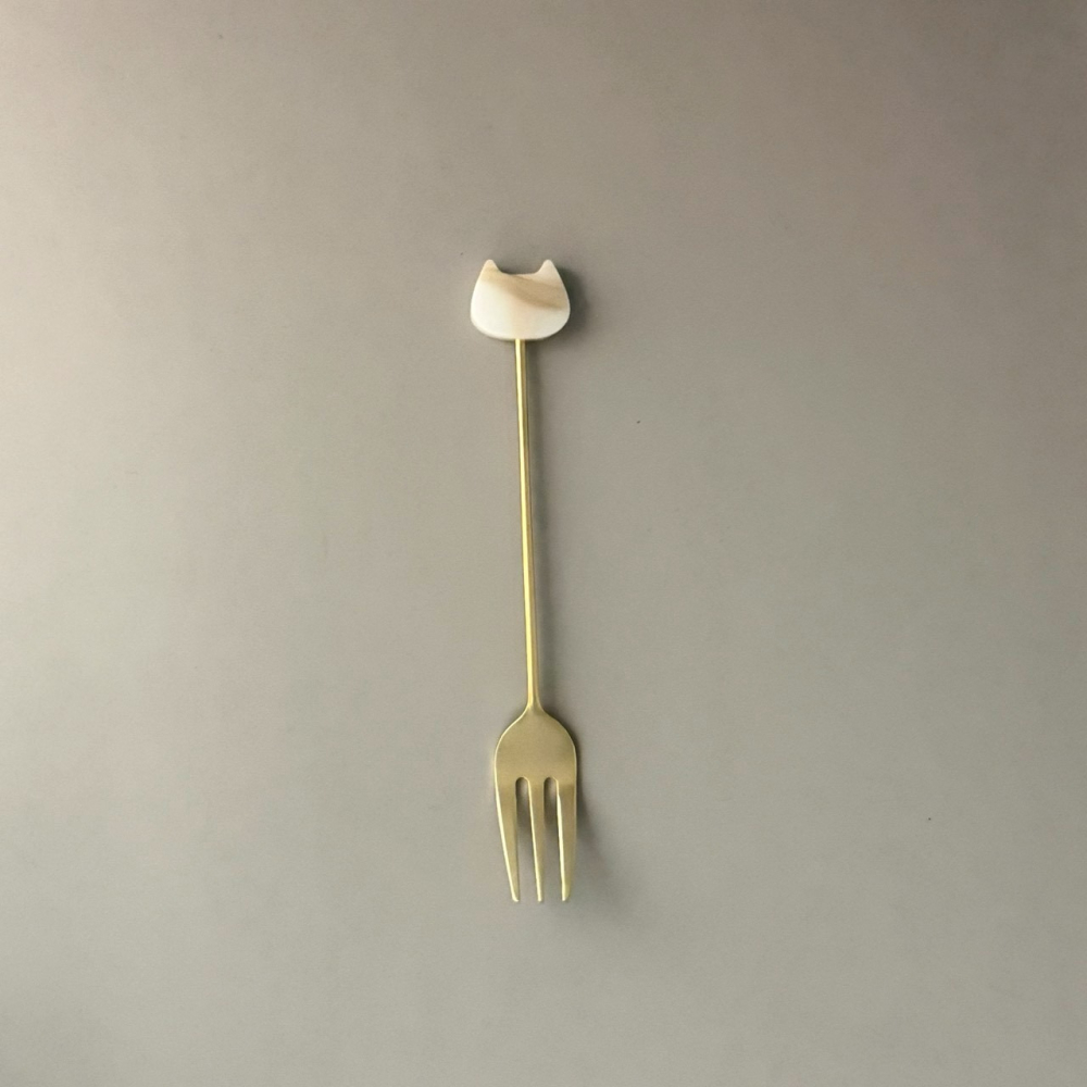 日本製貓咪造型叉子 甜點叉 12.5公分 琥珀色 白色大理石 灰藍色-細節圖3