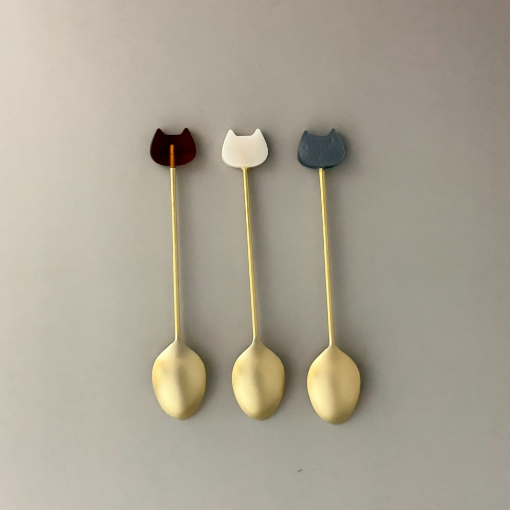 日本製貓咪造型湯匙 甜點湯匙 小湯匙 12.3公分 琥珀色 灰藍色 米白大理石紋-細節圖2