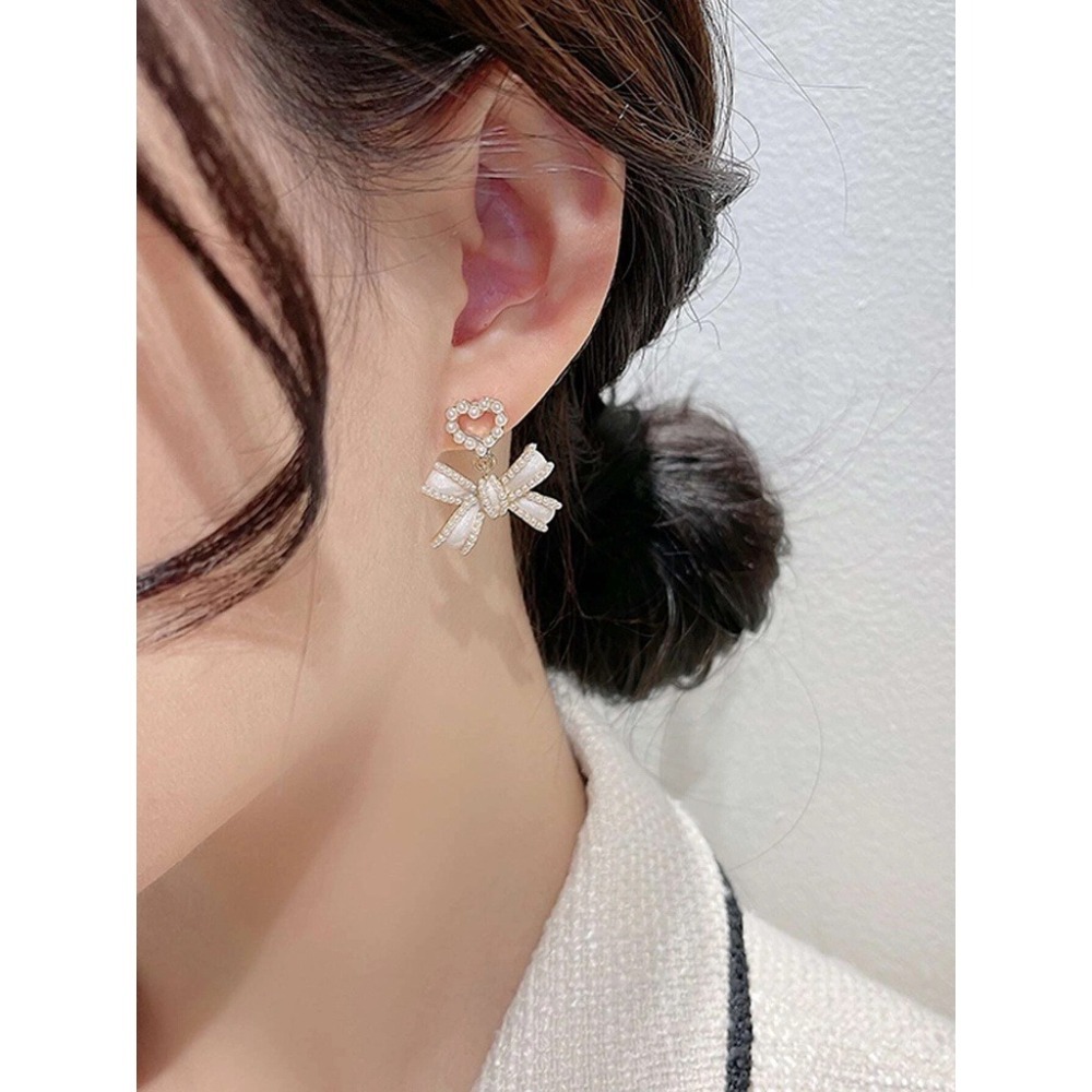 【粉紅泡泡】韓版 人造珍珠裝飾蝴蝶結耳墜 耳環-細節圖2