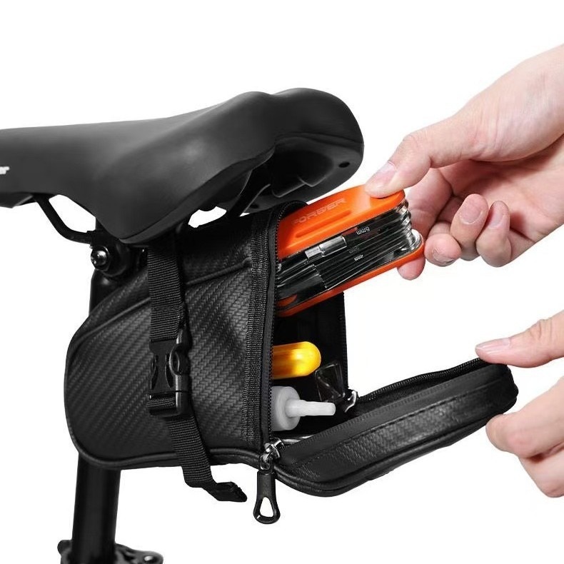碳纖紋坐墊包 1.2L 自行車坐墊包 坐管包 防水坐墊包 坐管袋 坐墊包 自行車包 自行車尾包 自行車後包-細節圖4