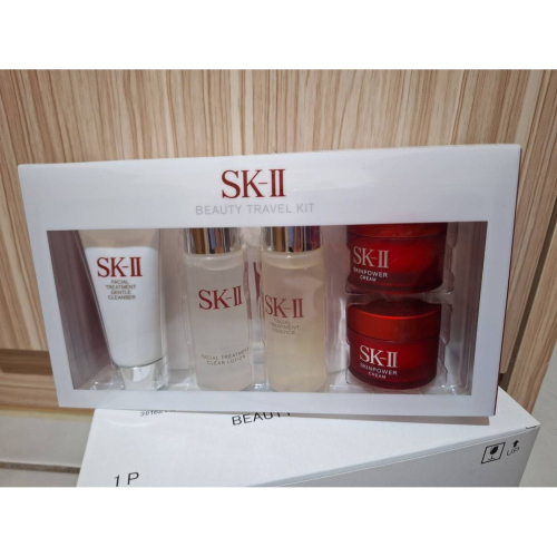 《現貨，全新，免運》 SK-II 9件 體驗組 旅行組 洗面乳 青春露 亮采水 活膚霜 面膜 SK2 小樣 SKII