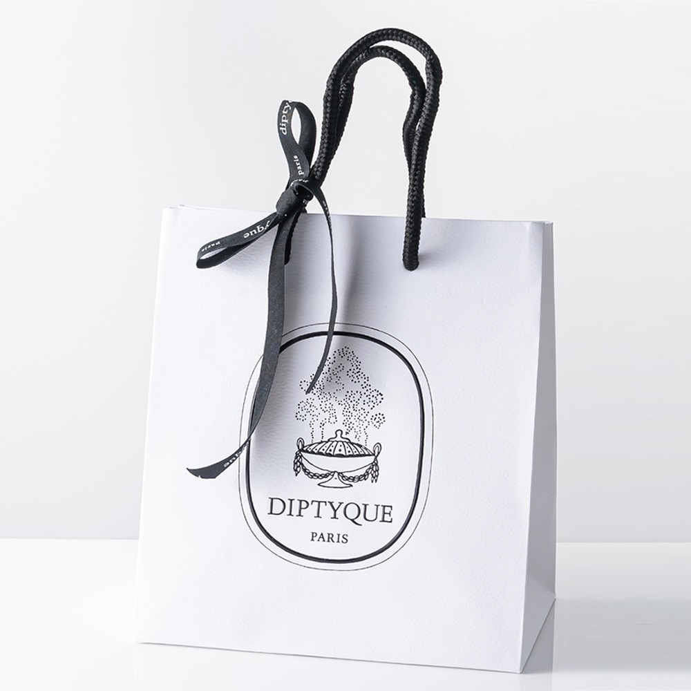 [Diptyque] 限量款 蠟燭 2021聖誕3入組 禮盒 墨翠冷杉 靛晶冬雪 紅輝曲奇 送禮 收藏 70g 附蝴蝶結-細節圖5