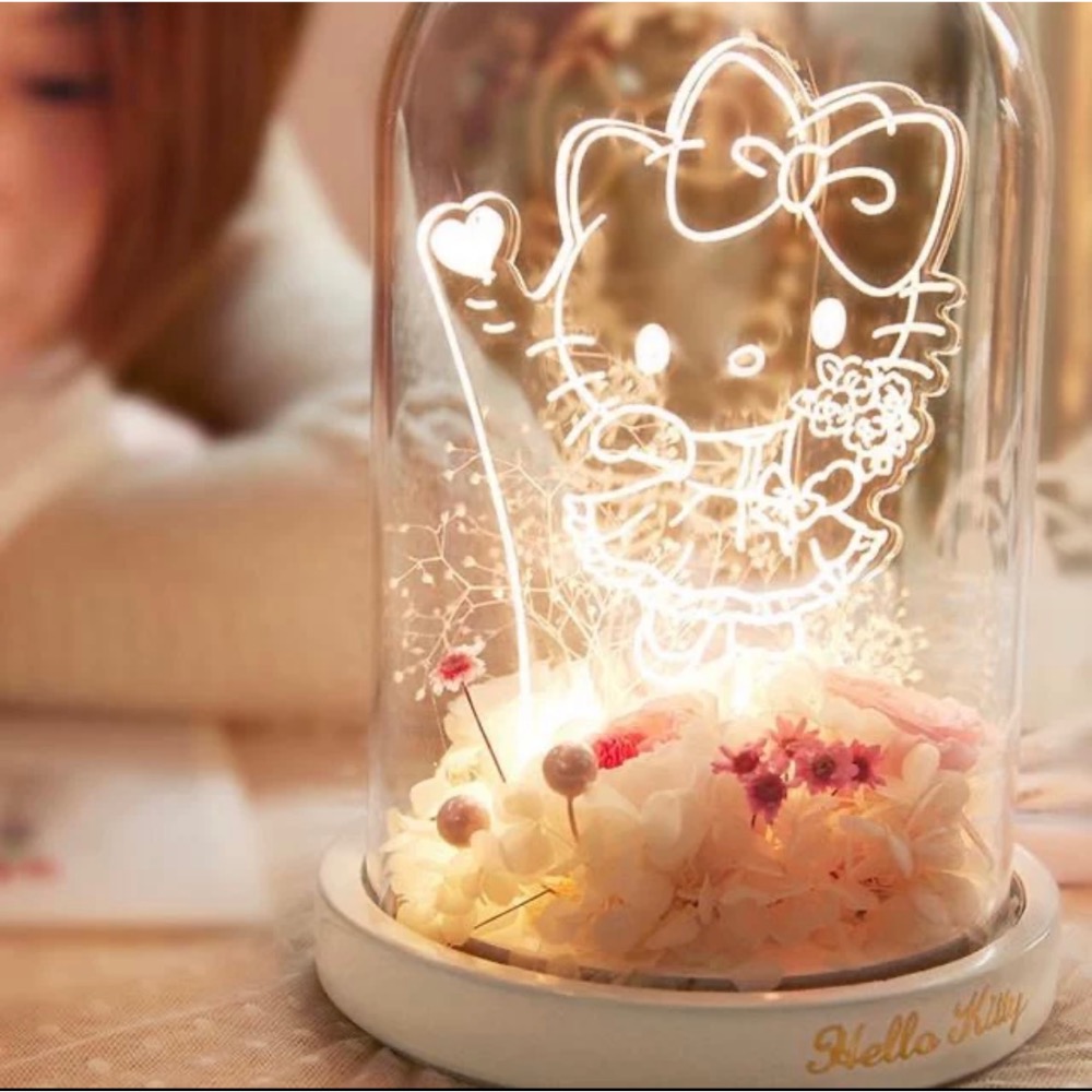 正品 新品HELLO KITTY永生花LED寵愛花園夜燈 情人節 生日禮物 七夕（一個）-細節圖3