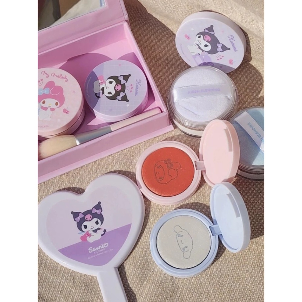 正品 限量！韓國Kirsh三麗鷗聯名高光散粉 美樂蒂庫洛米玉桂狗 蜜粉-細節圖3