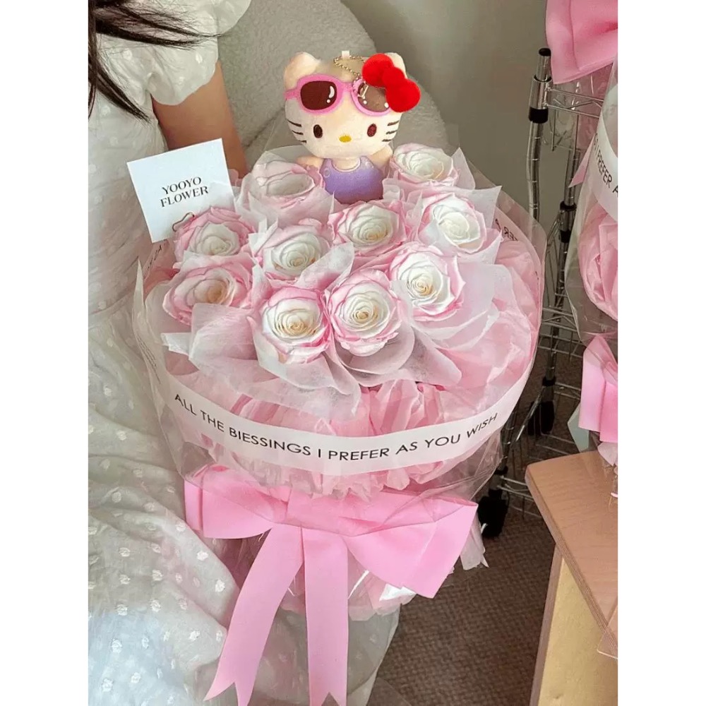 正品 kitty玩偶花束 生日禮物 送女友 永生花💐-細節圖2