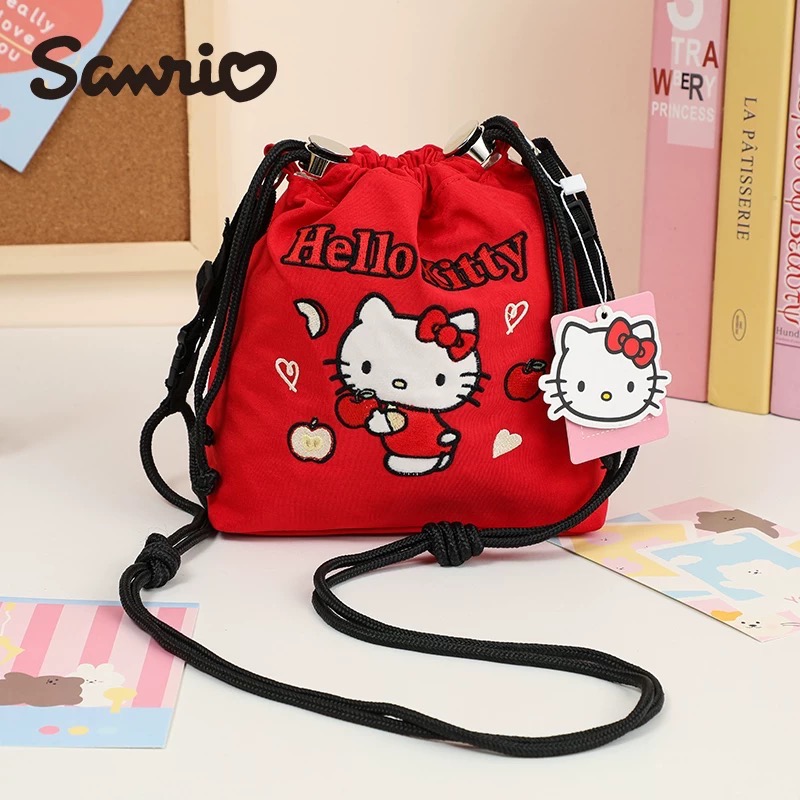正品 kitty貓新年福袋水桶斜背包 可愛新春包包 背包-細節圖7