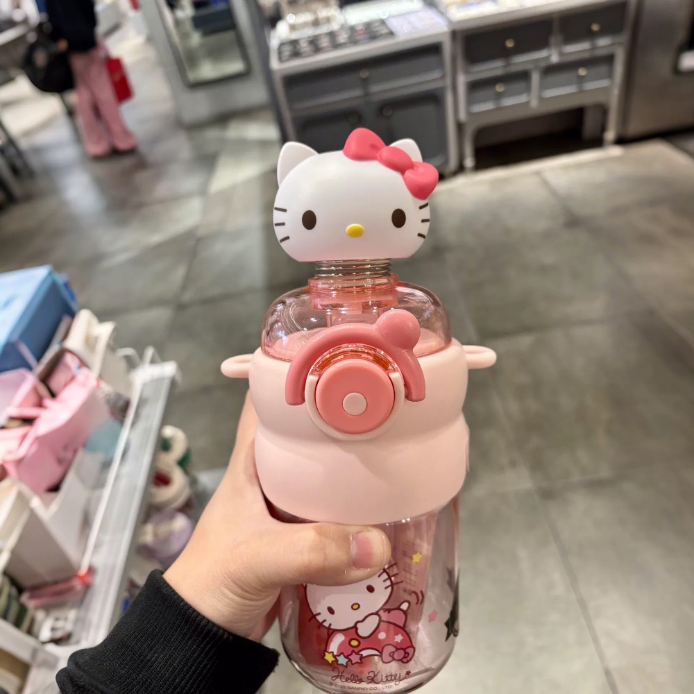 正品日式公仔Kitty吸管水杯 水壺 大容量高顏值 600cc-細節圖4