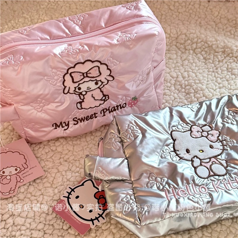 正品 三麗鷗KITTY羽絨布刺繡化妝箱 旅行便攜絲帶甜美手拿包-細節圖2