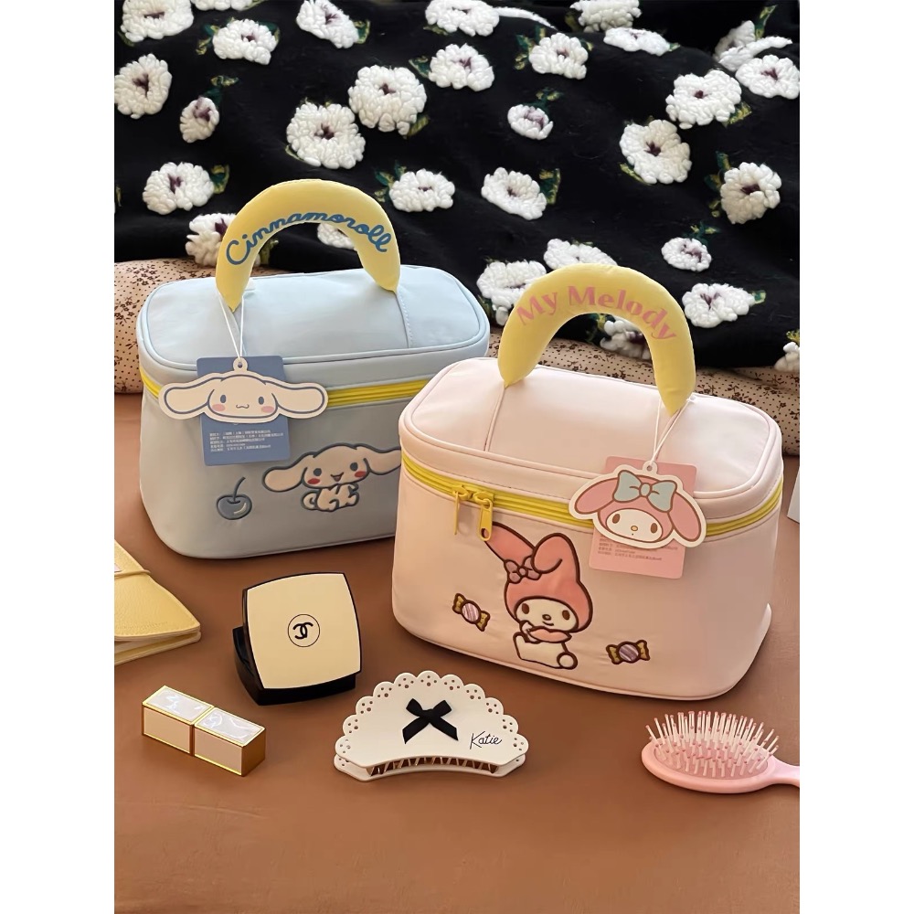 正品 Hello Kitty化妝包 大容量化妝品收納包-細節圖5