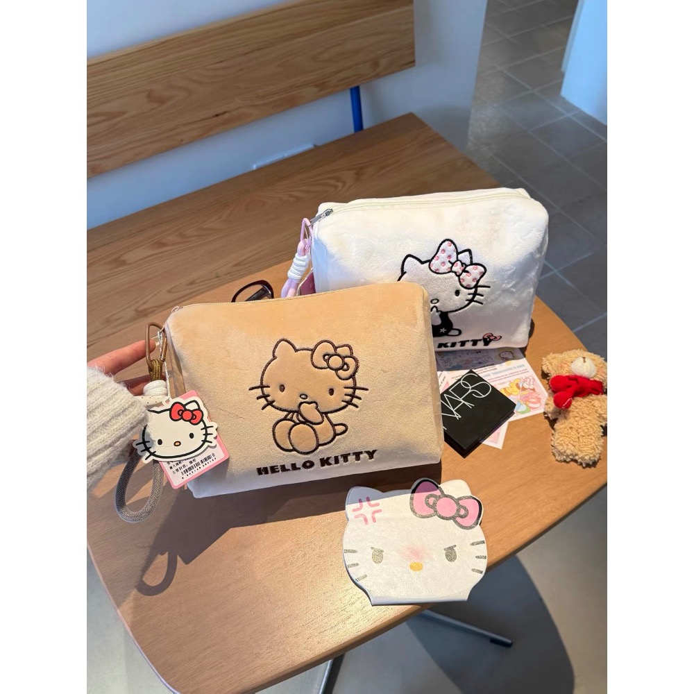 正品 Hello Kitty輕盈柔軟化妝包 可愛卡通大容量高級感立體收納包-細節圖6