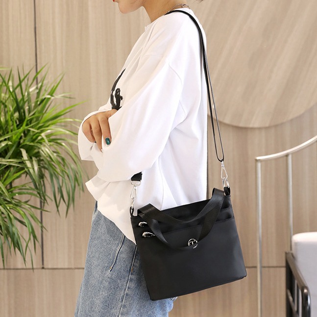 輕巧尼龍側背/手提/手腕兩用包 小方包 肩背包 淑女包 單肩包 情人節禮物【緣份小屋】-細節圖2