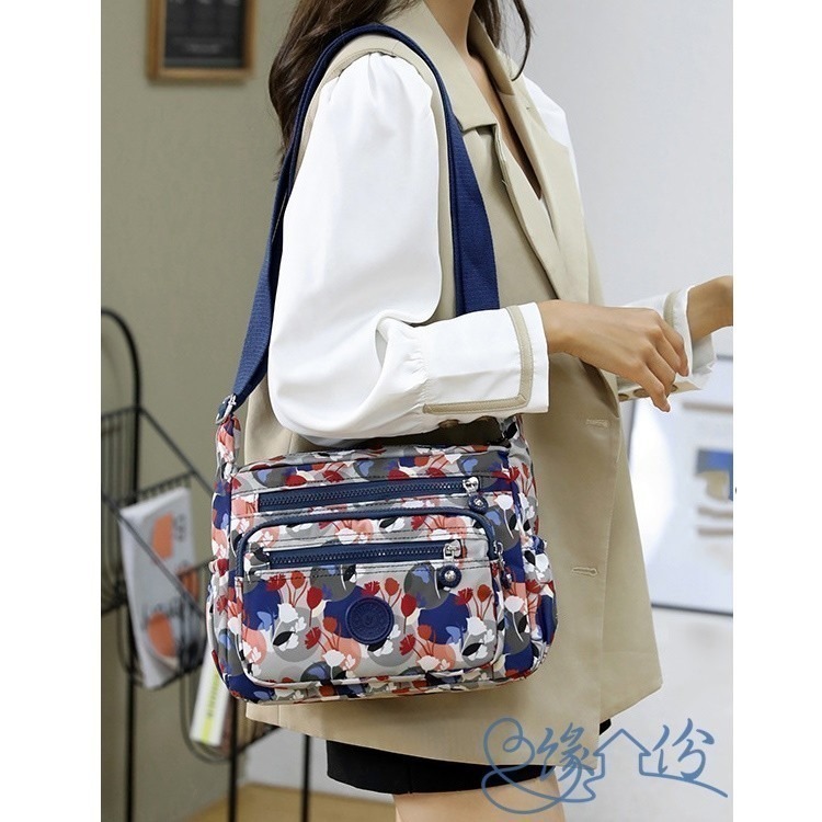 銀杏葉印花尼龍小側背包 斜背包 單肩包 情人節禮物 母親節禮物【緣份小屋】-細節圖3