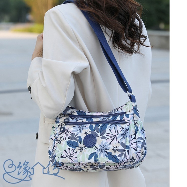 迷霧雨林印花尼龍側背包 斜背包 單肩包 情人節禮物 母親節禮物【緣份小屋】-細節圖3