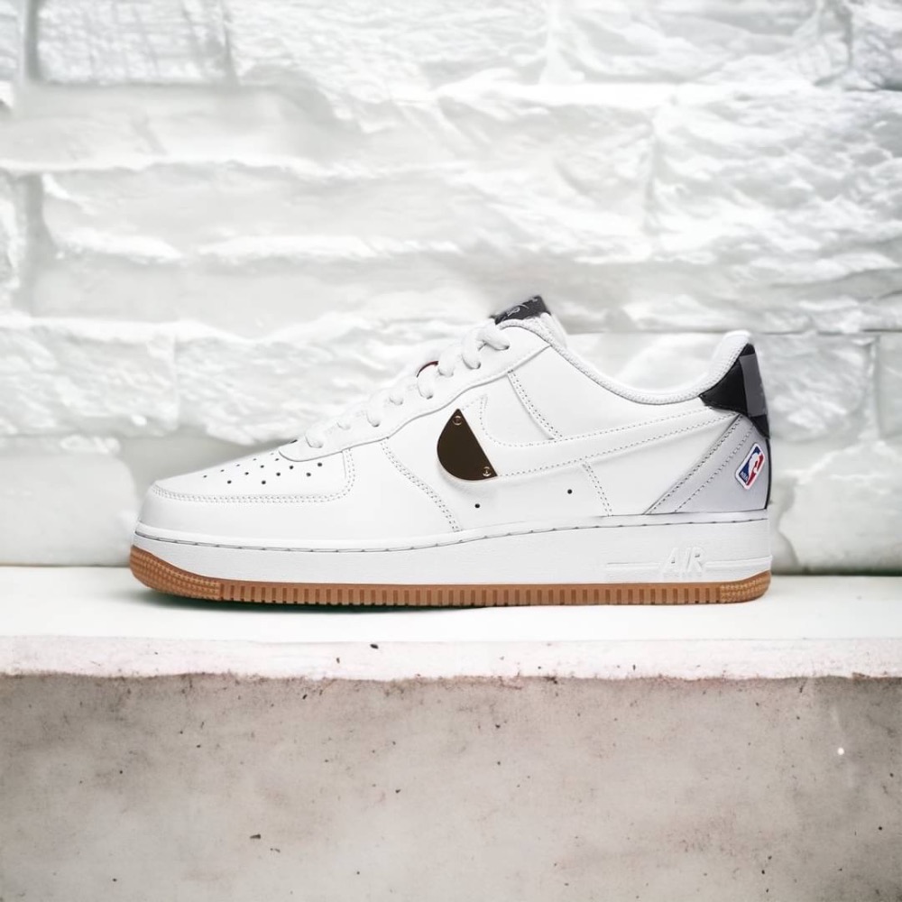 👟NIKE NBA X 聯名NIKE Air Force 1 Low White/Grey/Gum 白灰 男女通用款CT-細節圖11