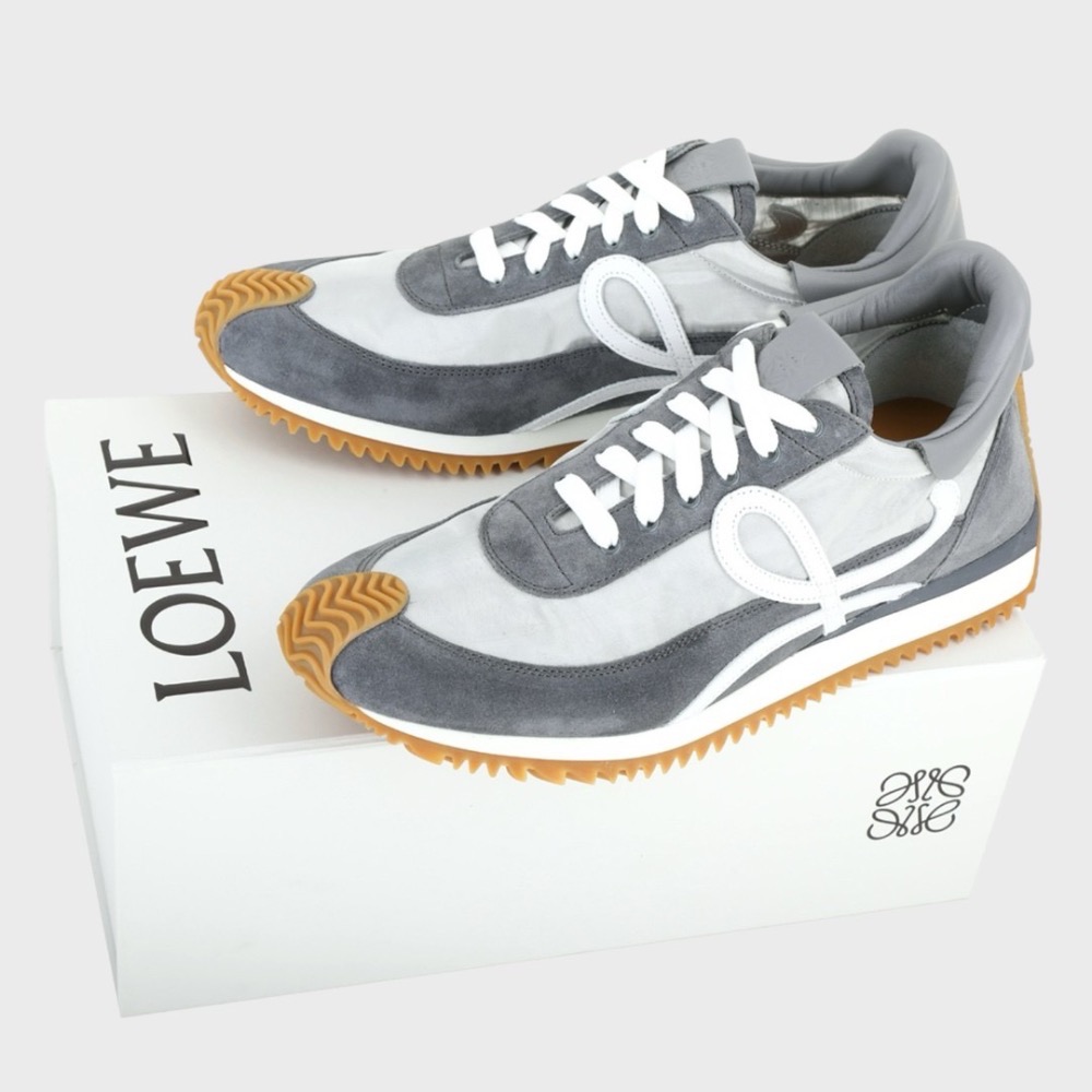 👟Loewe Flow2.0 Runner Suede運動跑鞋｜休閒鞋｜尼龍和麂皮銀灰白｜銀灰色｜銀色｜白L-細節圖7