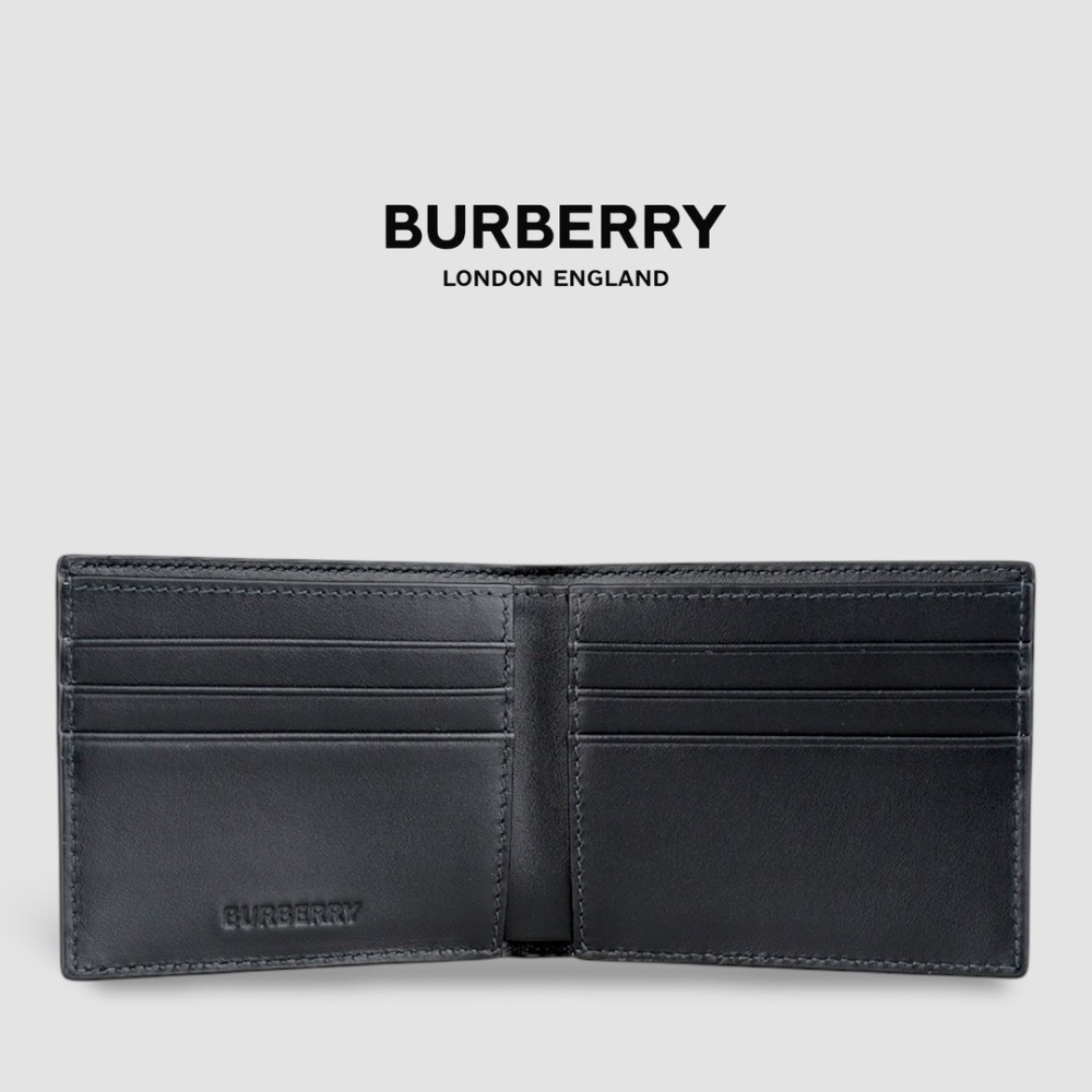 👜Burberry 品牌字母徽標 經典格紋雙摺皮夾｜炭灰色｜對折｜黑色衍縫縫線｜6卡｜短夾｜錢夾｜錢包｜環保皮革-細節圖4