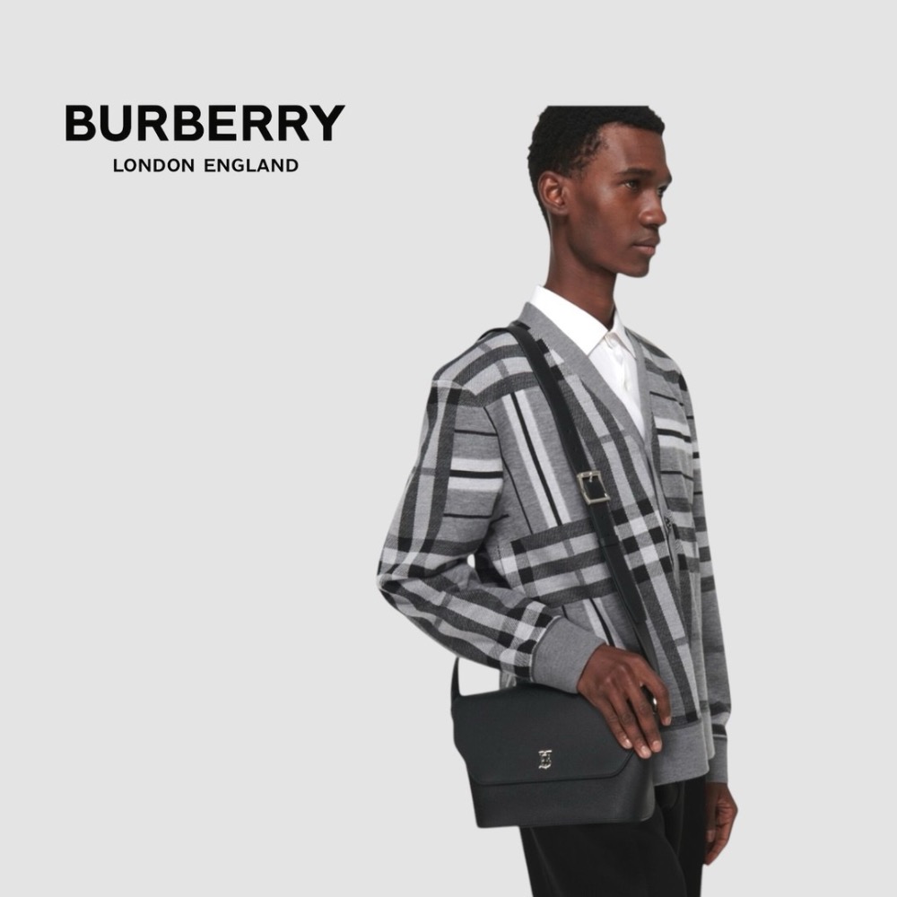 👜Burberry 黑色TB字樣銀色金屬Logo 翻蓋包｜郵差包｜肩背包｜斜肩包｜信差包｜環保皮革｜男女通用款-細節圖6
