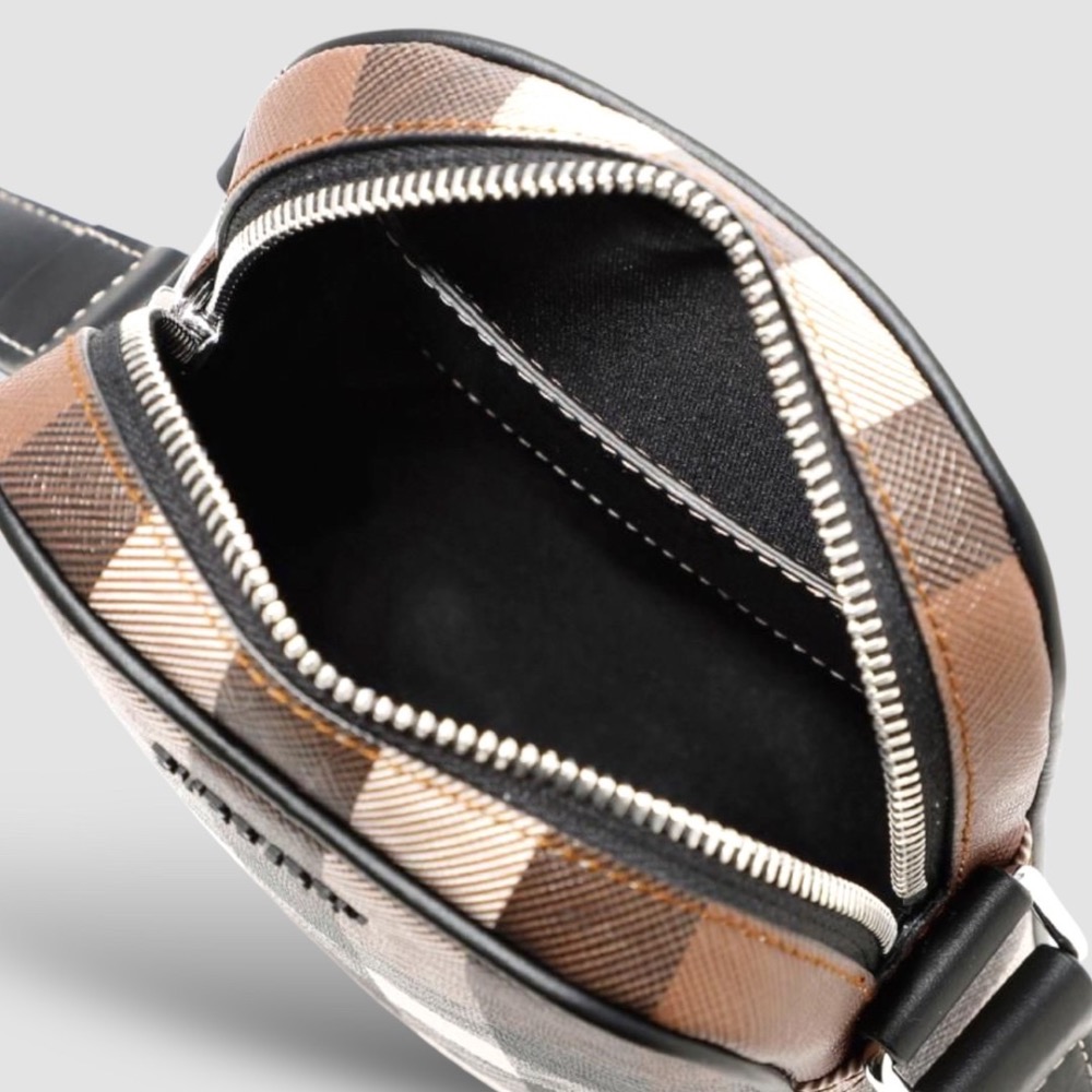 👜Burberry Paddy Phone Bag📱深樺木棕色格紋｜手機包｜輕便小包｜隨行包｜斜肩包｜肩揹包｜格紋棕-細節圖7