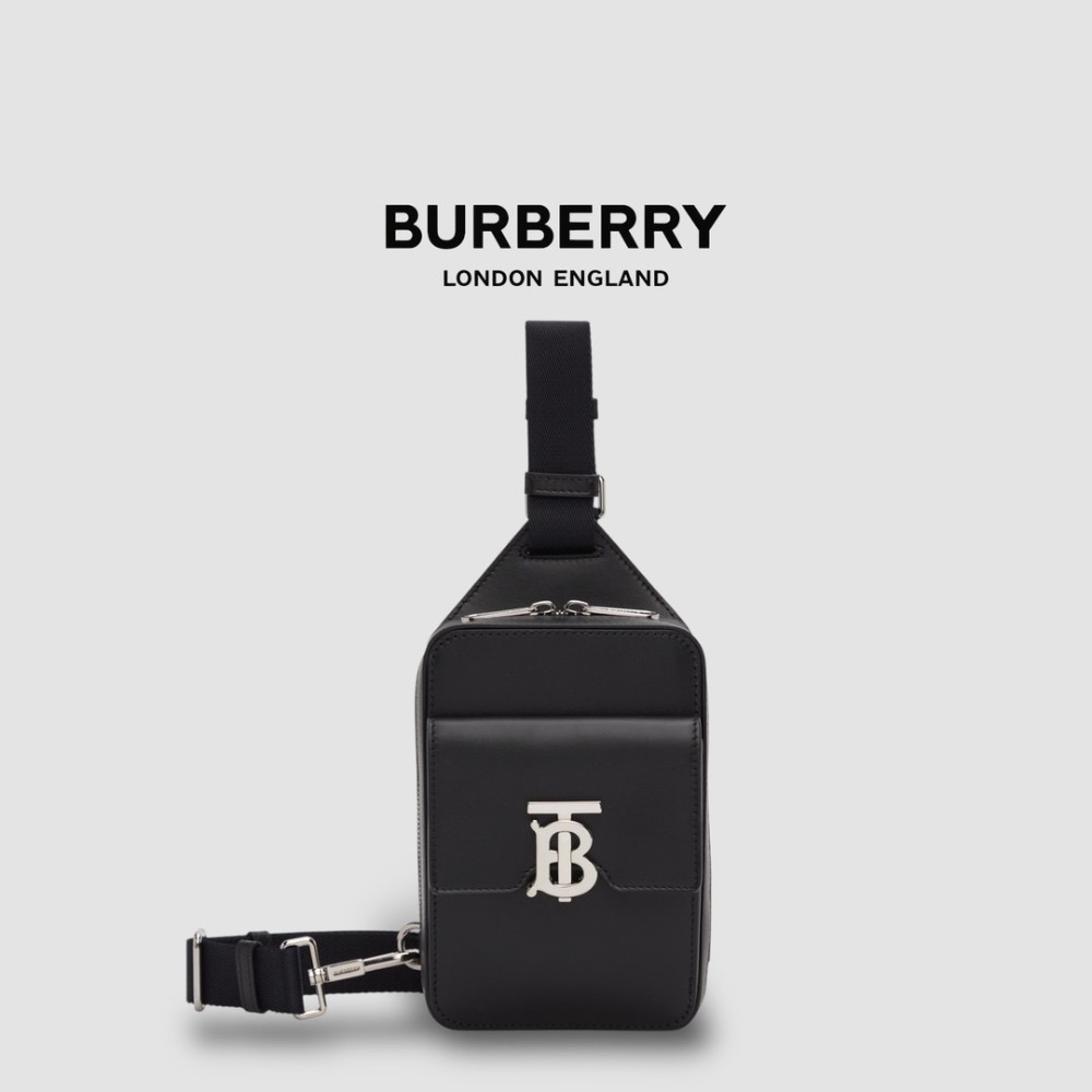 👜Burberry 黑色拋光皮革TB金屬字樣小袋｜黑色｜炭灰格紋｜手機包｜輕便小包｜隨行包｜斜肩包｜肩揹包｜再生皮革-規格圖11
