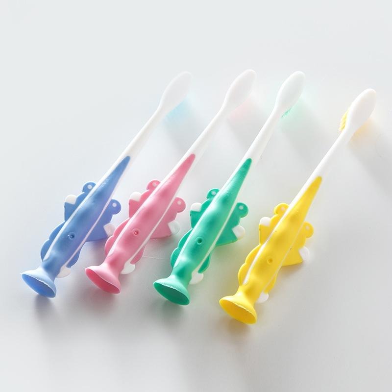 (當日出貨)4入組吸盤式兒童牙刷 兒童牙刷 軟毛 刷頭 牙刷 兒童細軟毛牙刷 站立兔子牙刷 站立小熊牙刷【A033】-細節圖3